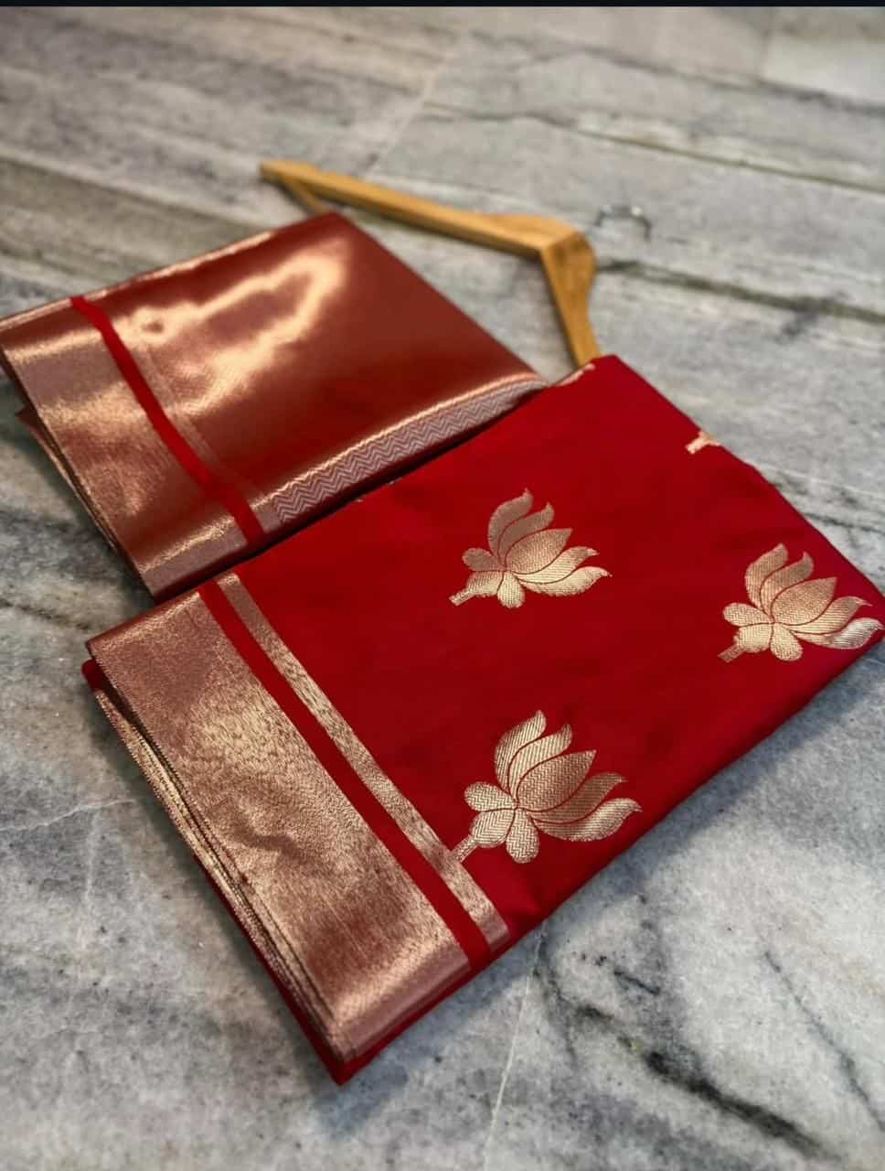 Kajol Inspired Banarasi Soft Katan Silk Saree Kajol Inspired Banarasi Soft Katan Silk Saree