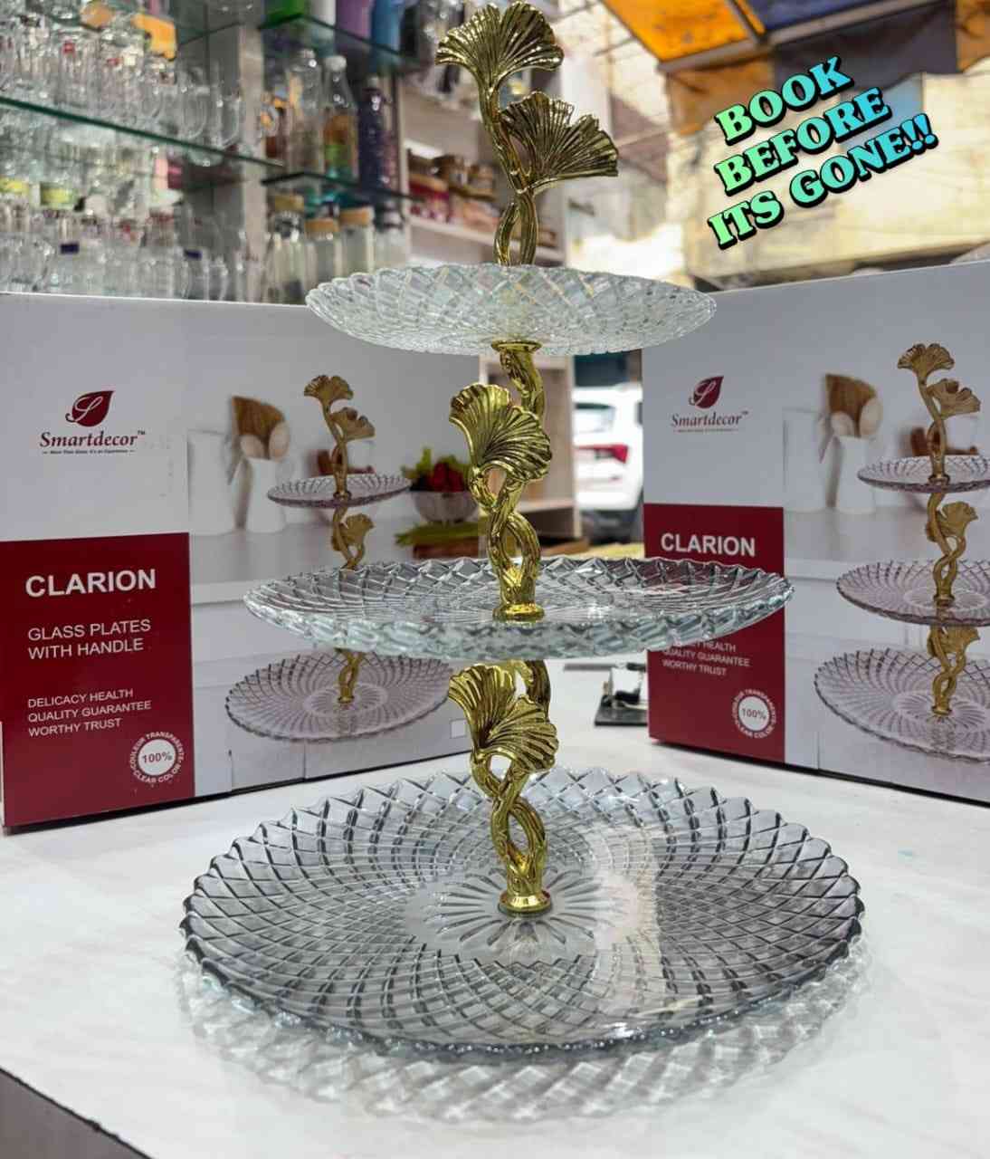 3-Tier-Glass-Platter-with-Maple-Leaf-Stand (1)