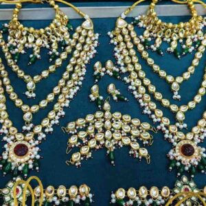 Laddu Gopal Kundan Jewellery Set