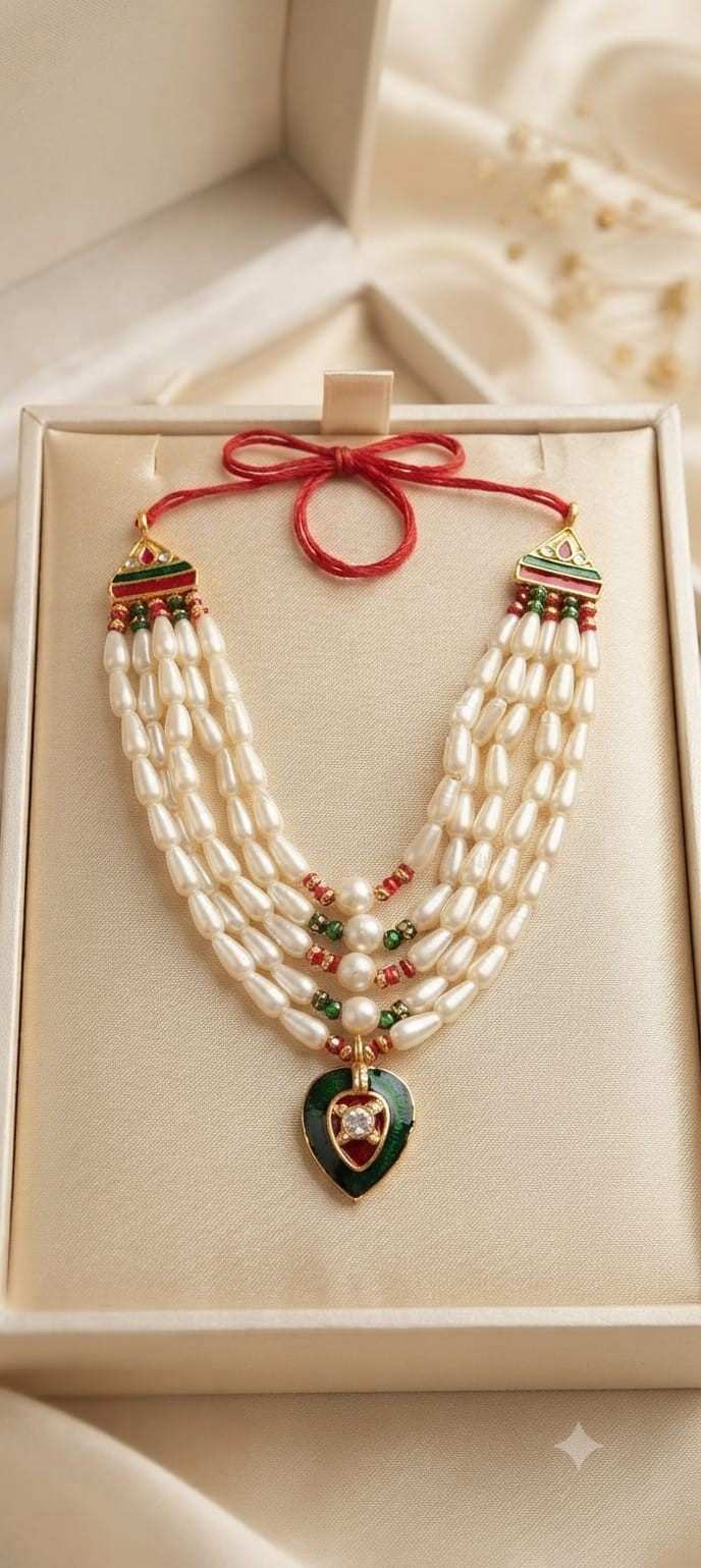 Laddu Gopal Moti Mala 4-5 No | Authentic Pearl Necklace | Youteek 1 Elegant Laddu Gopal Moti Mala crafted with lustrous pearls for 4-5 No. idols. Adds divine charm and simplicity to your Laddu Gopal Ji’s daily look. Laddu Gopal Moti Mala