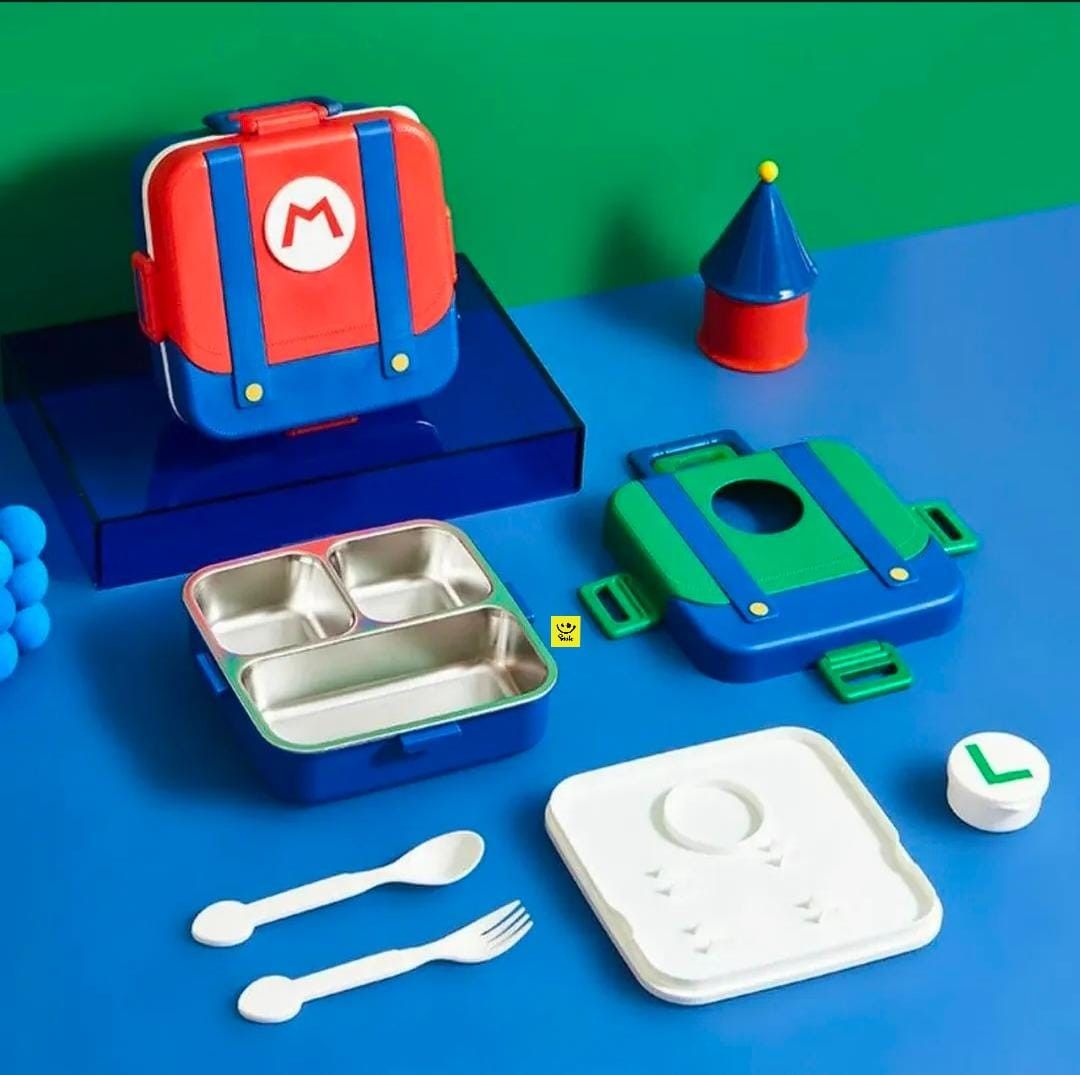 Super Mario Lunch Box 2026 – Personalized Stainless Steel | Youteek 3 750ml Super Mario Stainless Steel Lunch Box featuring 3 leak-proof compartments, a dedicated sauce cup, and reusable spoon & fork. Personalized with your child’s custom name, class, and section on the top lid – available in 2 vibrant colours. Super Mario Lunch Box 2026 – Personalized Stainless Steel | Youteek - Image 3