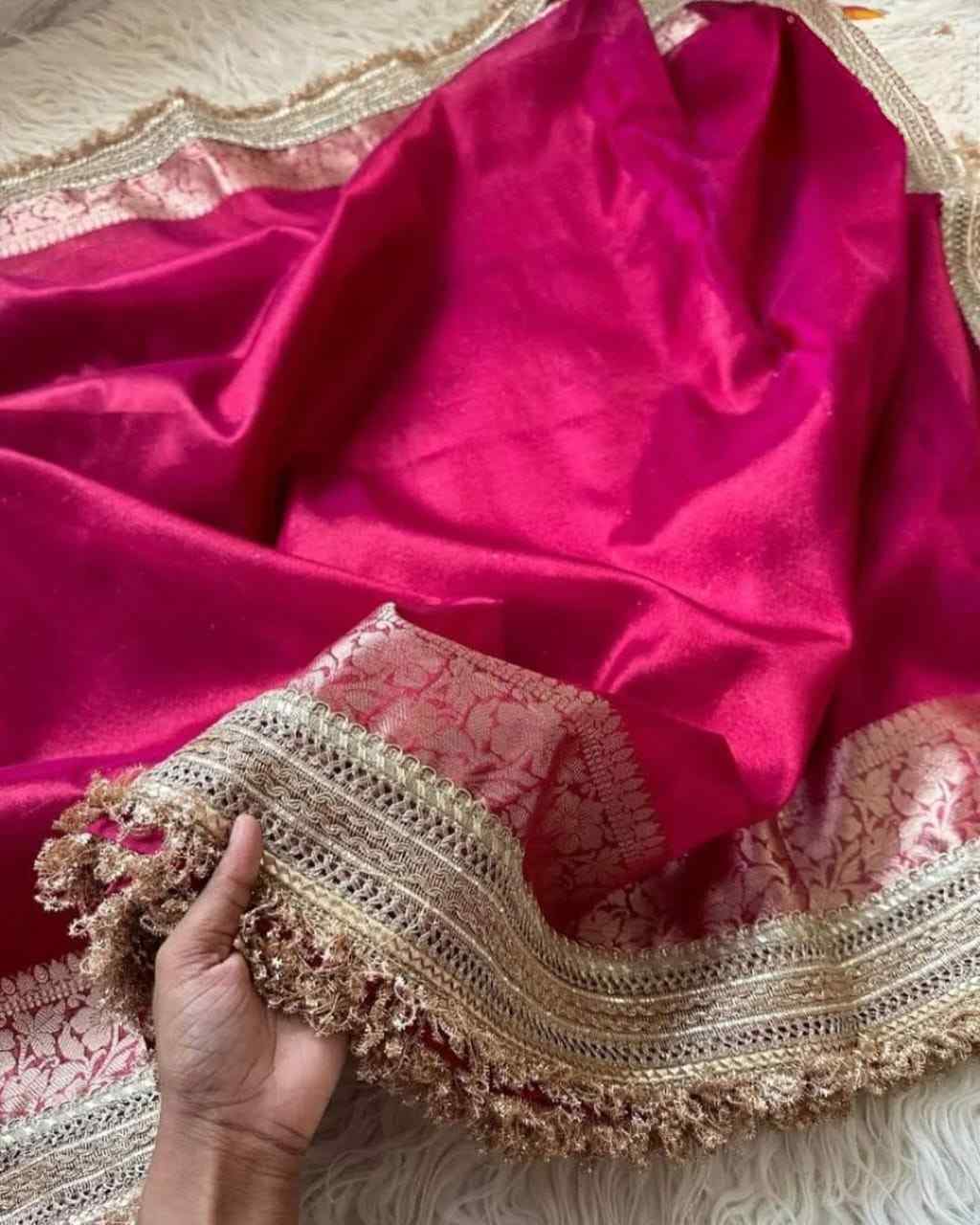 Designer tissue saree with stone work 2026 Royal Glamour & Festive Shine 5 <p dir="auto">Elevate your style with this viral designer tissue saree with stone work. Featuring lightweight tissue, 30no red zari, stone, moti, mirror pallu and Brocade blouse. Perfect for weddings & royal celebrations. Ready to dispatch!</p> Designer tissue saree with stone work 2026 Royal Glamour & Festive Shine - Image 5