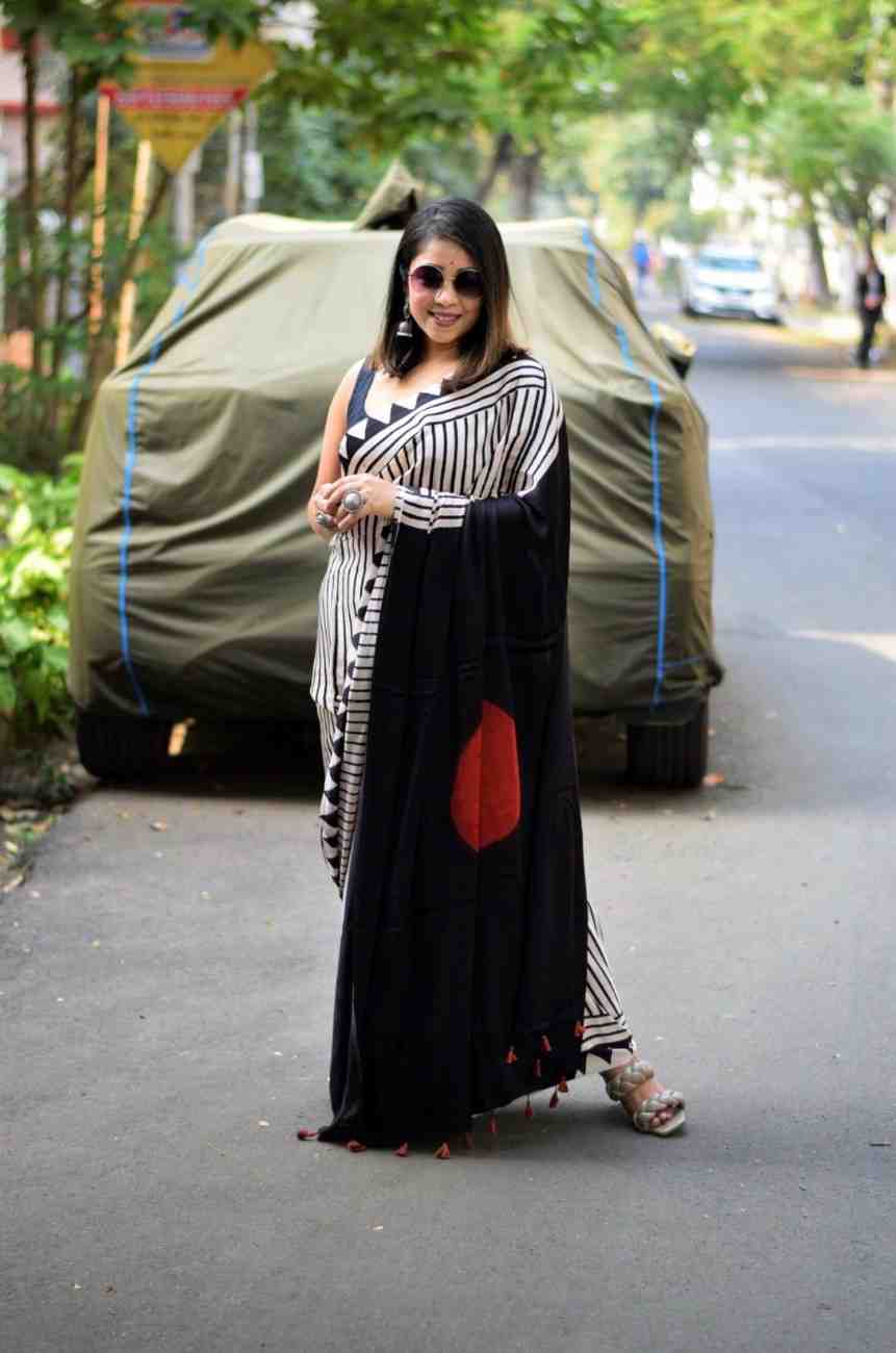 Gajji Silk Saree with Rich Ajrakh Pallu 2026 Festive Wear 2 <p dir="auto">Elegant Gajji Silk Ajrakh Print Saree with Rich Pallu & Contrast Unstitched Blouse – Premium Festive Wear. Original Gajji Silk, 5.5m length. Limited flash sale stock!</p> gajji-silk-saree