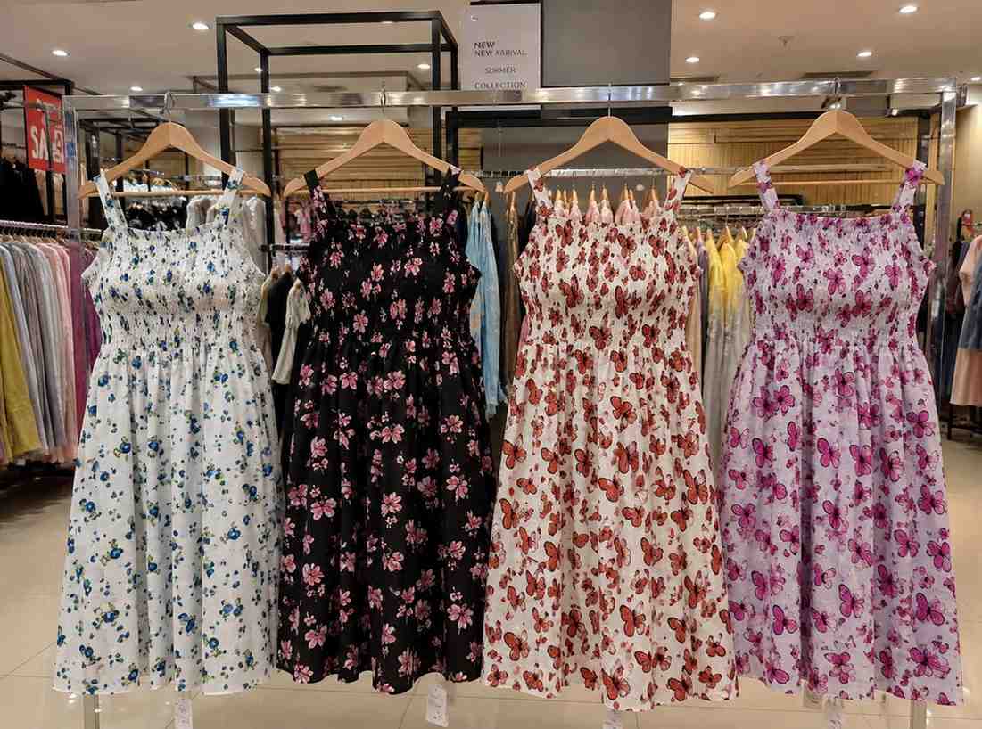 Women’s Printed Midi Dress 2026 – Soft Smocked Floral Style | Youteek 2 Soft & comfortable Women’s Printed Midi Dress featuring a stylish smocked fit and beautiful floral & butterfly prints. Available in multiple colours and sizes XS to L – perfect for casual wear, vacations and parties. Women’s Printed Midi Dress 2026 – Soft Smocked Floral Style | Youteek - Image 2