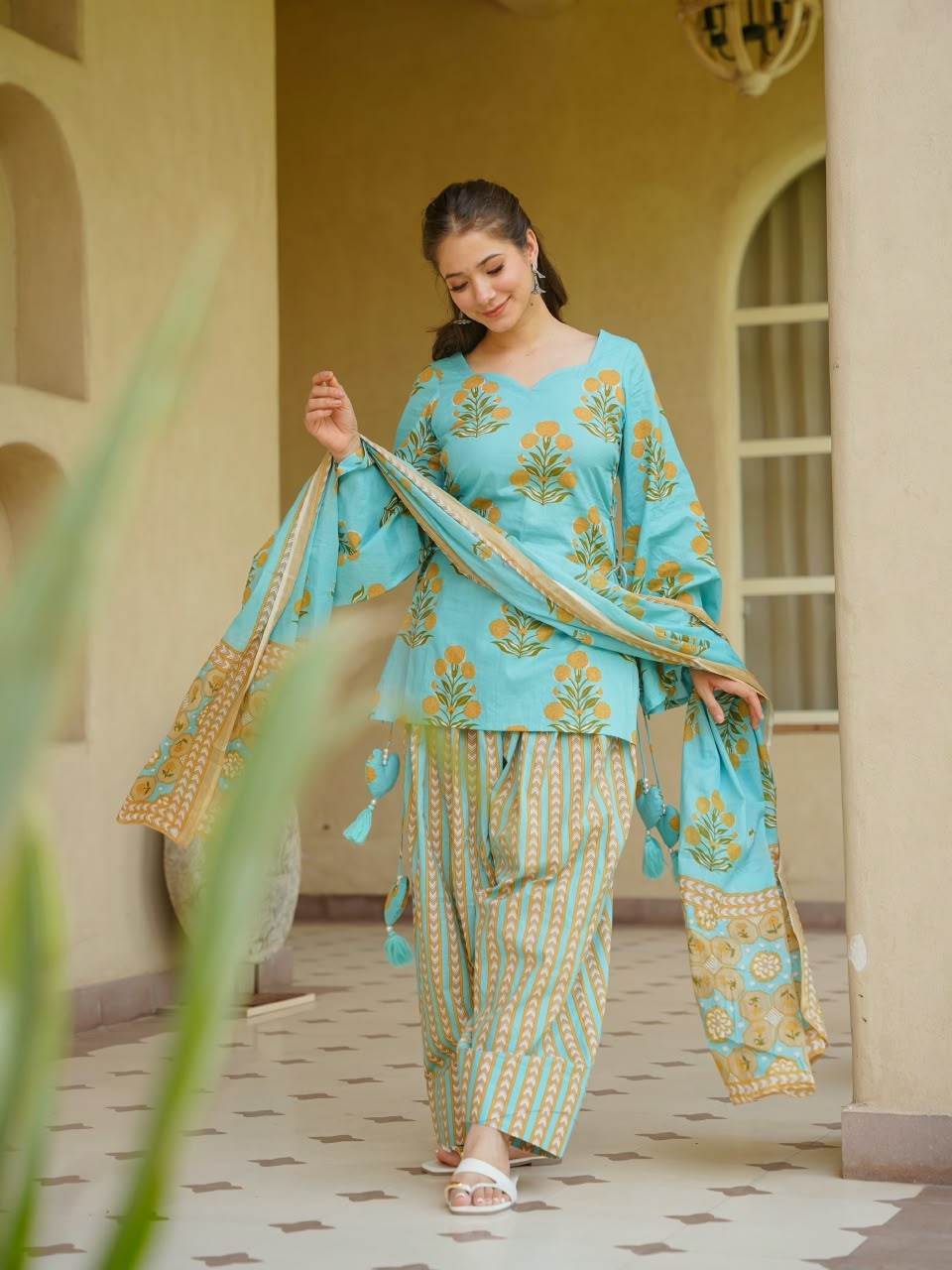 Farshi Salwar Set | Corset Style Kurti | Cotton 60/60 3 Trendy Farshi Salwar Set with corset-style kurti and elegant printed Farshi Salwar featuring flower motifs. Cotton 60/60 fabric with heart tassels. Size M to XXL. Ready to dispatch. Farshi Salwar Set