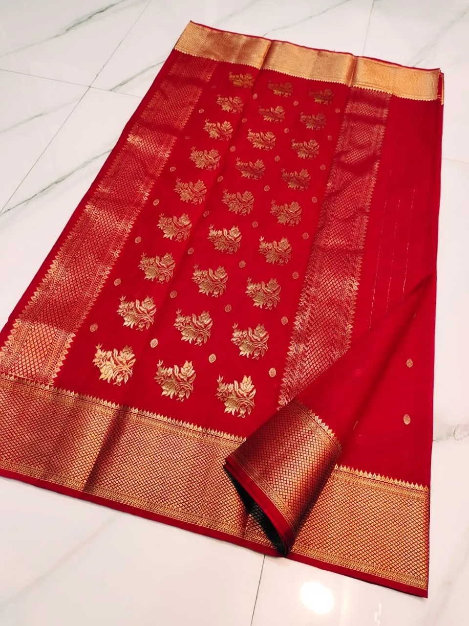 Bridal Chanderi Katan Silk Saree | Original Pure Handloom | Youteek 6 Original bridal handloom Chanderi katan silk saree in pure silk with rich zari work. Light heritage drape for wedding and festive wear. Free shipping across India. bridal chanderi katan silk saree