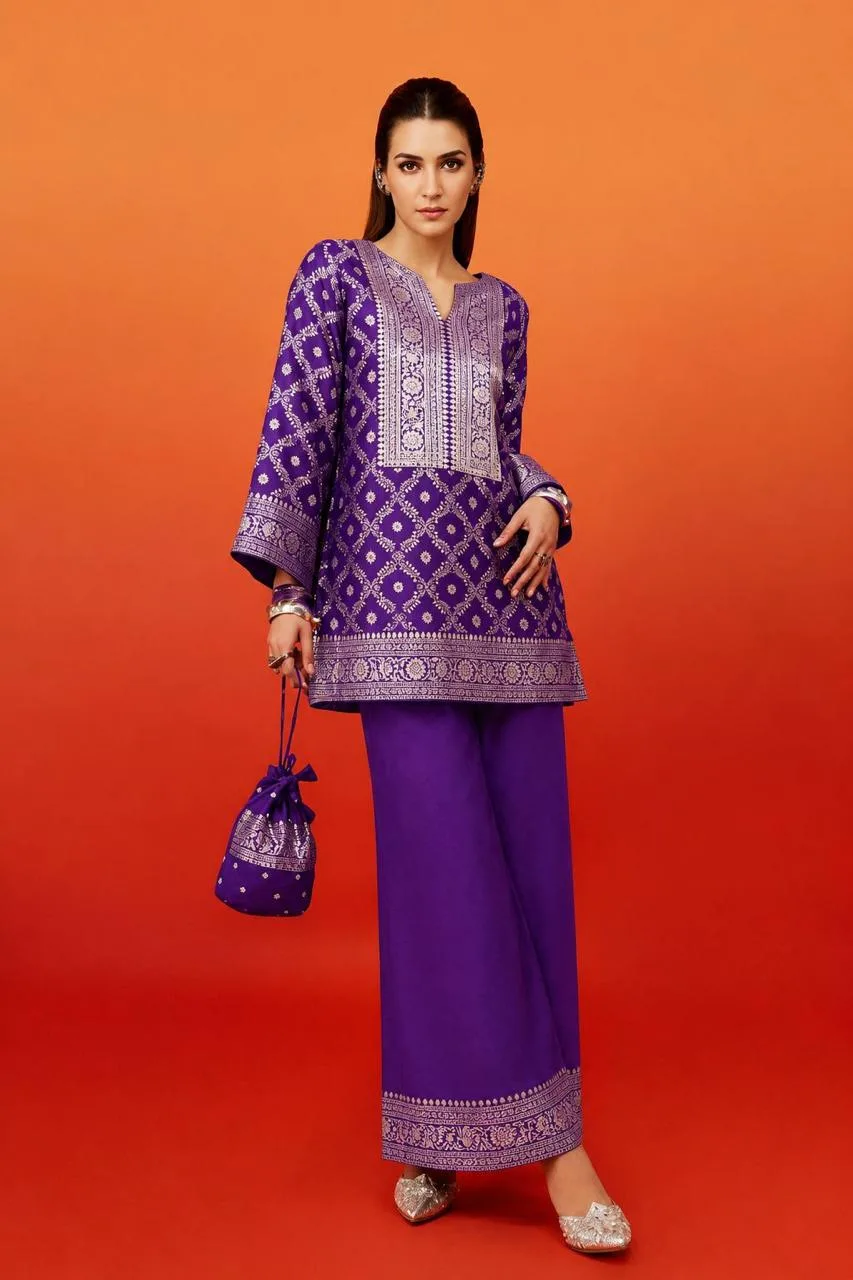 Cotton Silk Co Ord Set with Foil Print | Kriti Sanon Style | Youteek 1 Cotton silk co ord set with foil print, worn by Kriti Sanon. Top 33 inches, pants 38 inches. Sizes S to 5XL (36 to 50 chest). Potli not included. Ready to dispatch. cotton silk co ord set with foil print