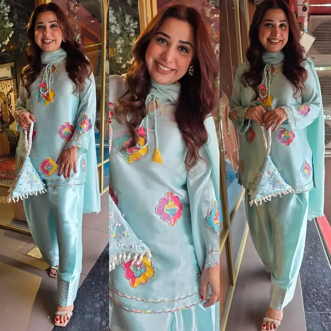 Pure Crepe Silk Farshi Salwar Suit with Dupatta | Youteek 3 Pure crepe silk farshi salwar suit with sequence embroidery kurti, free-size farshi salwar and crepe silk dupatta. Top height 36 inches, sizes M to XXL. Salwar 40 inches. Weight about 700 grams. Ready to dispatch. pure crepe silk farshi salwar suit