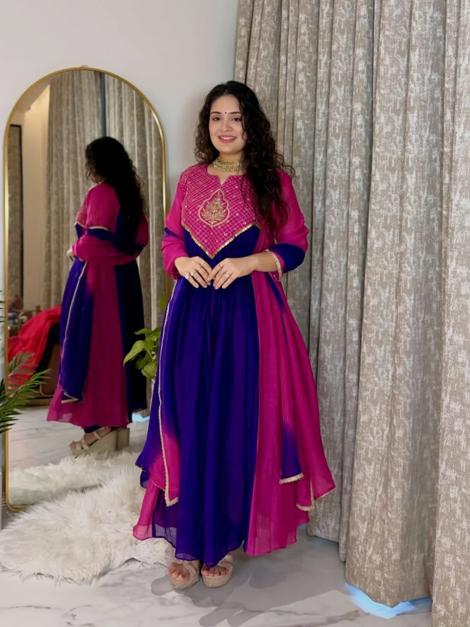 Two Tone Chanderi Anarkali Suit Set | Youteek 1 Pink and orange two-tone pure mal chanderi anarkali suit set with golden hand work yoke, lining, pant and dupatta. Sizes M to XXL. Weight about 500 g. two tone chanderi anarkali suit set