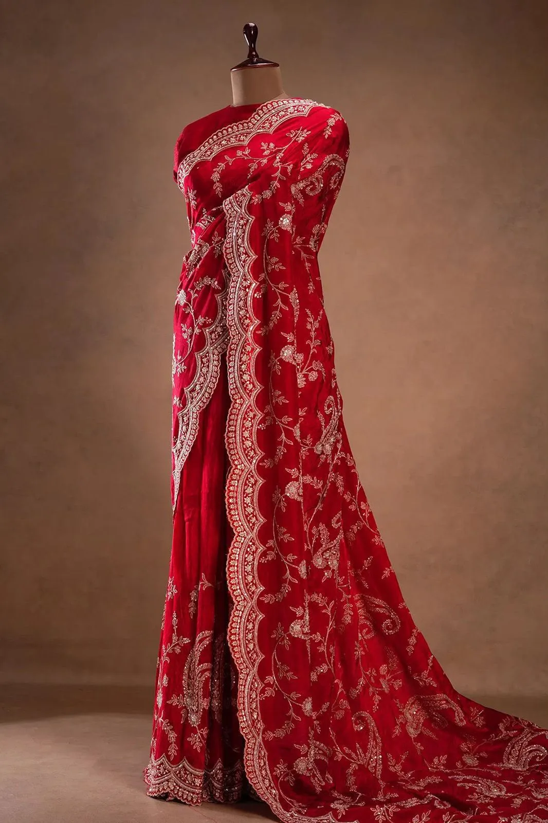 Vichitra Silk Saree with Cutwork Border | Youteek 4 Designer soft heavy vichitra silk saree with C-pallu thread and sequence work and cut work border. Matching unstitched blouse with embroidery and sequence work. Party wear. vichitra silk saree with cutwork border